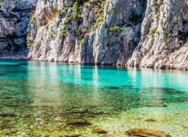 RÉSERVER TAXI & VTC MARSEILLE – AÉROPORT – GARES – PORT DE CROISIERE – Avignon – Nîmes – Arles – St tropez – Cannes – Nice