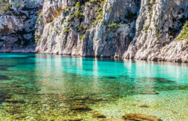 RÉSERVER TAXI & VTC MARSEILLE – AÉROPORT – GARES – PORT DE CROISIERE – Avignon – Nîmes – Arles – St tropez – Cannes – Nice