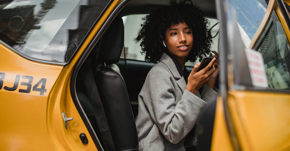 découvrez nos services de taxi digital : réservation en ligne facile, tarifs transparents et chauffeurs professionnels pour tous vos déplacements urbains ou longue distance.