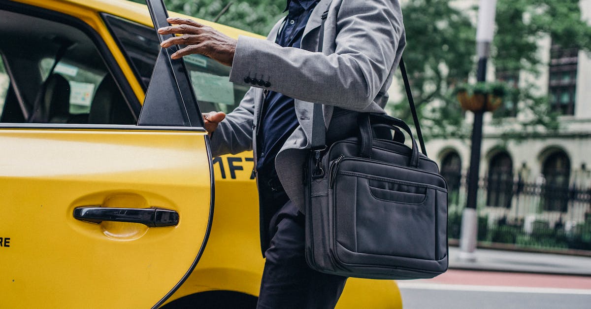 réservez facilement votre taxi indépendant pour des trajets sûrs, rapides et adaptés à vos besoins. profitez d'un service personnalisé avec des chauffeurs expérimentés disponibles partout en ville.