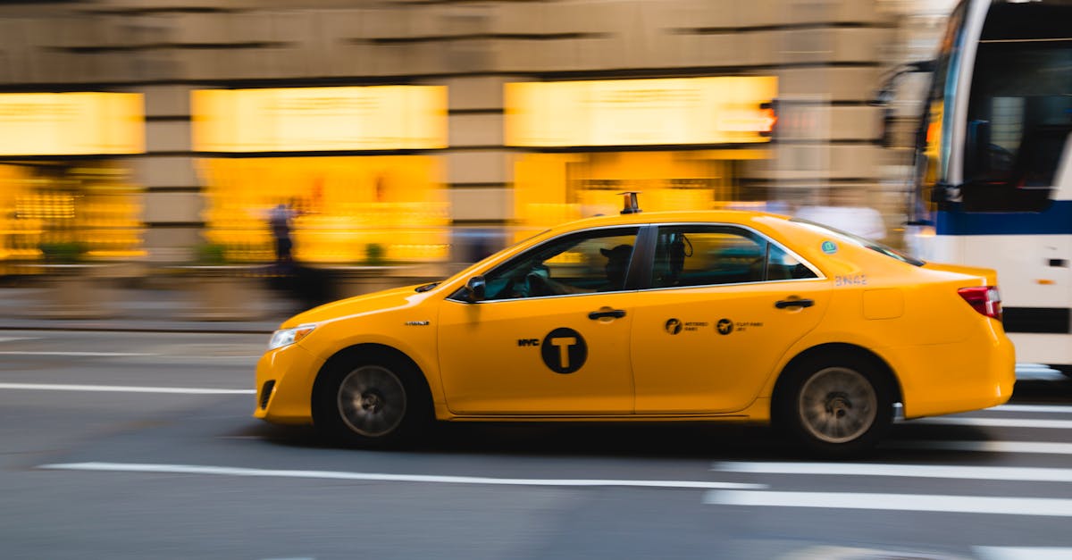 réservez un taxi rapidement et facilement pour tous vos déplacements. service fiable, chauffeurs professionnels, tarifs transparents et disponibilité 24/7. voyagez en toute sécurité et confort dans toute la ville.
