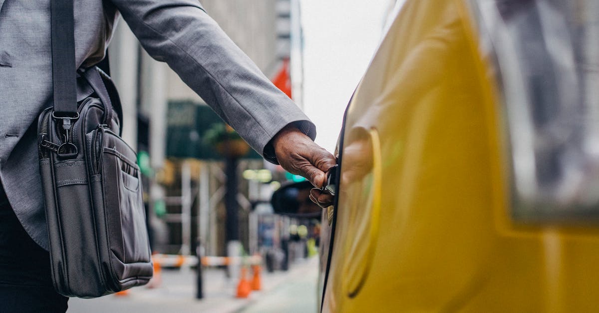 réservez facilement votre taxi en quelques clics ! profitez d'un service de taxi rapide, fiable et disponible 24h/24 pour tous vos déplacements. satisfaction et confort garantis.