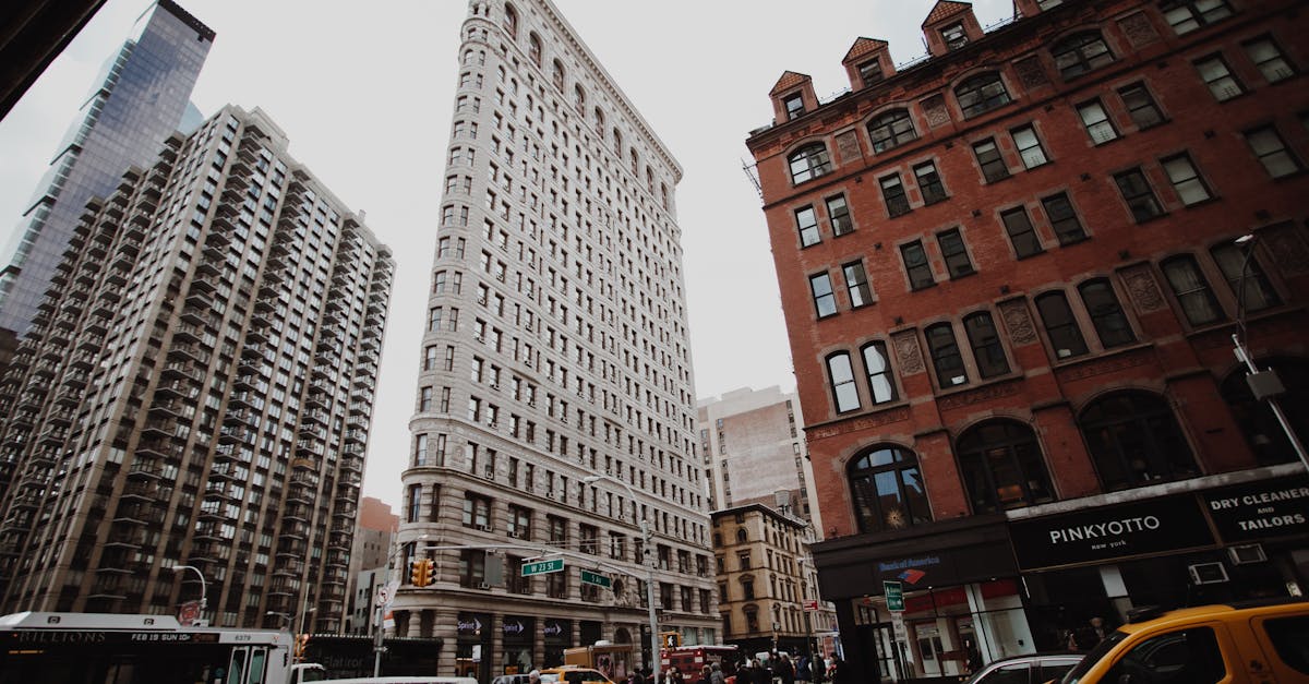 découvrez le concept des taxis partagés : une alternative économique et écologique pour vos déplacements urbains et interurbains. comparez les avantages, les tarifs et les services disponibles près de chez vous.