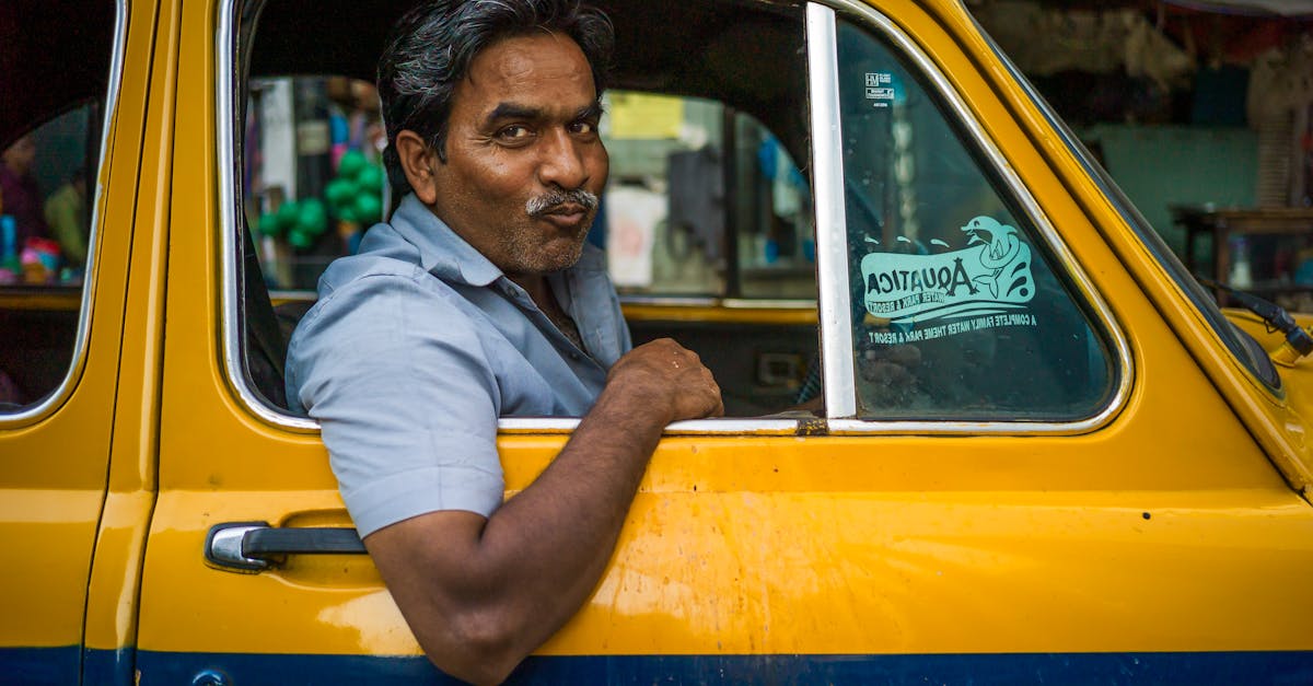 calculez facilement le prix de votre trajet en taxi grâce à notre outil en ligne. obtenez une estimation précise des tarifs selon votre itinéraire, la distance et le temps de parcours.