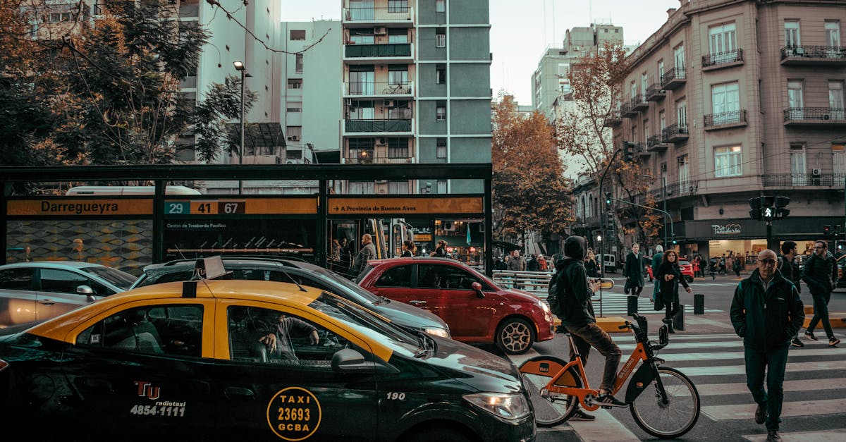 réservez facilement votre taxi pour tous vos déplacements. service rapide, sécurisé et disponible 24h/24. comparez les prix et choisissez le meilleur taxi près de chez vous !