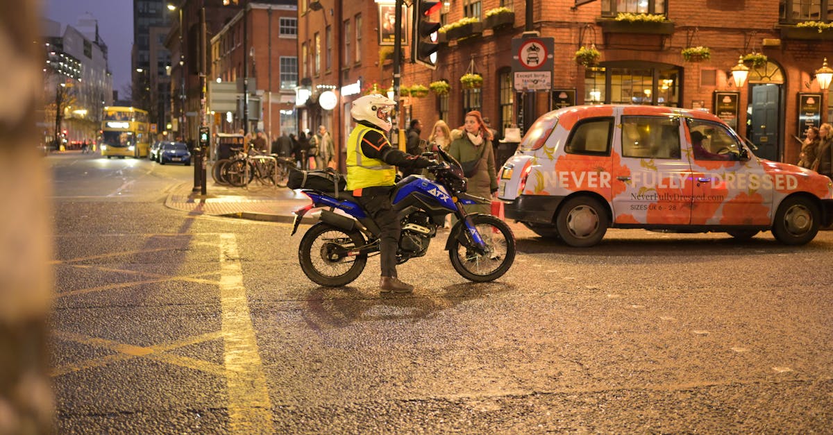 conseils et astuces pour assurer votre sécurité lors de trajets en taxi la nuit, pour des nuits sereines et protégées.