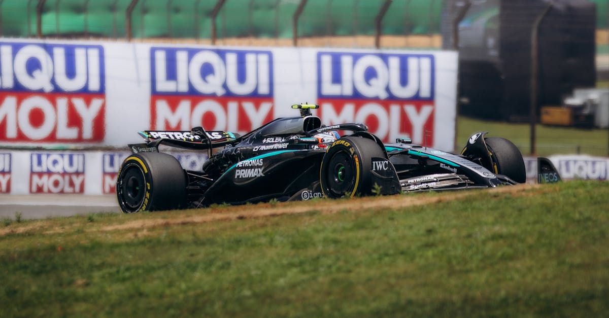 découvrez les dernières actualités et analyses sur la compétition dans le secteur des taxis, incluant les défis, innovations et réglementations.