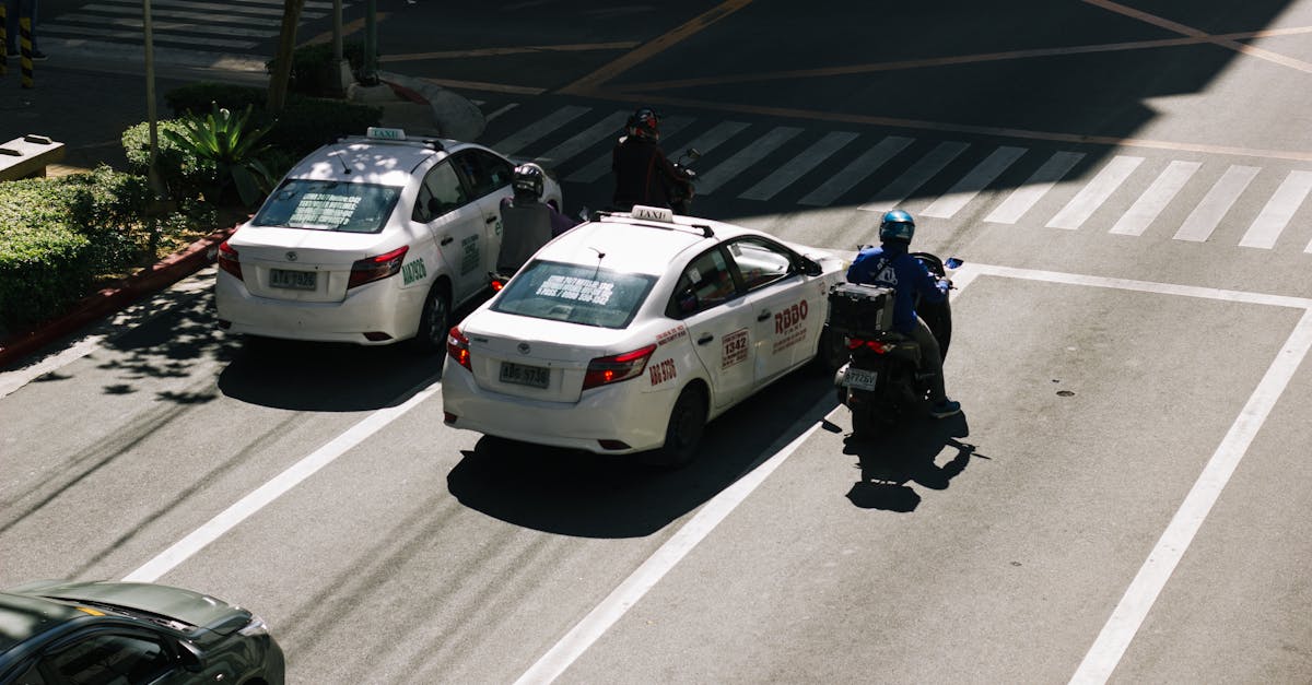 découvrez la loi sur le tarif minimum des taxis, ses impacts sur les passagers et les chauffeurs, ainsi que les réglementations en vigueur pour assurer un service équitable.