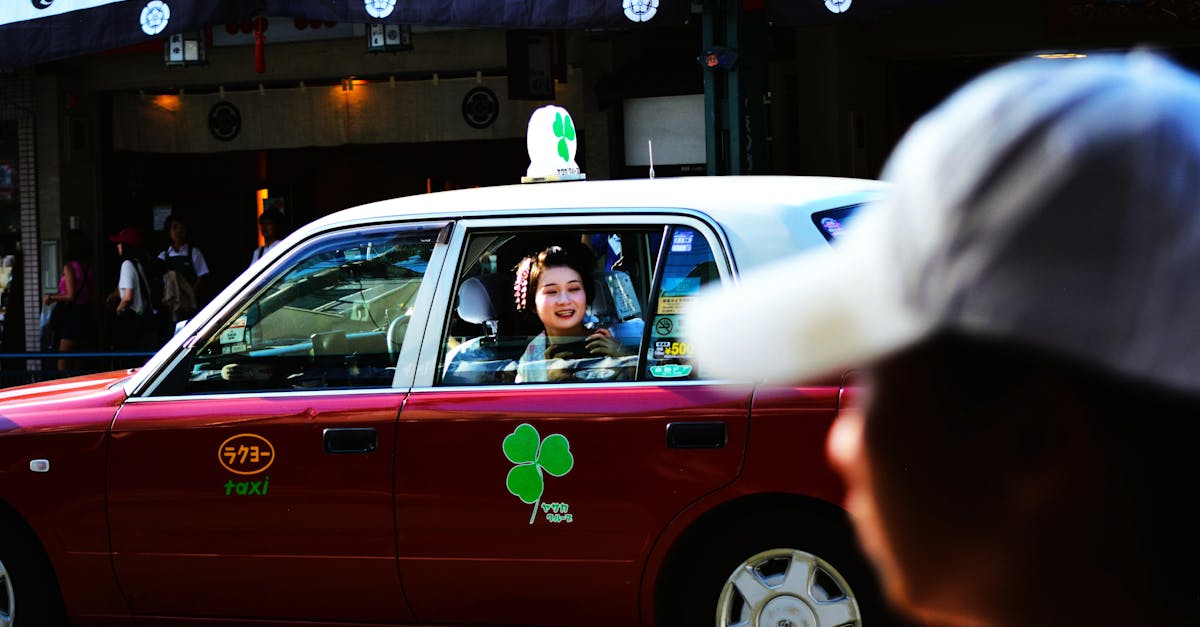découvrez la loi sur la tarification minimale des taxis : règles, avantages et impact sur les chauffeurs et les passagers.