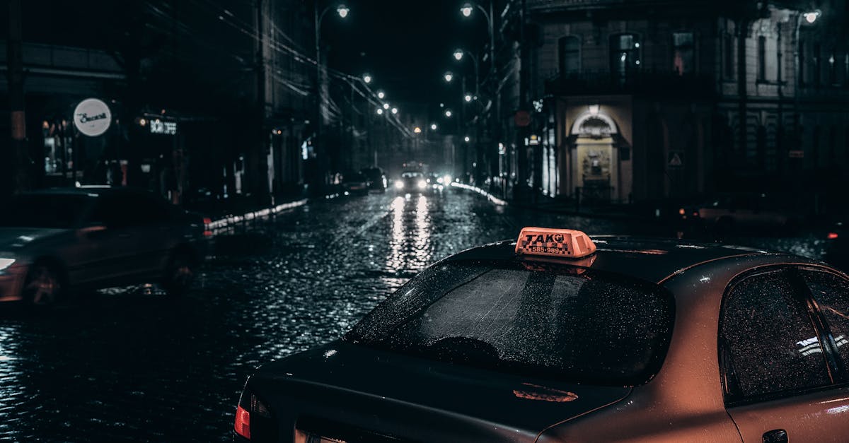 service vip taxi offrant des trajets confortables, rapides et personnalisés pour tous vos déplacements en ville et à l'aéroport.