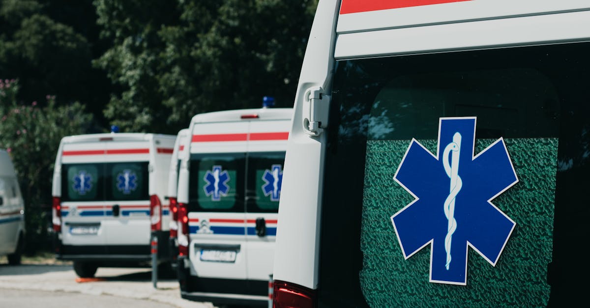 service de transport médical fiable et sécurisé pour patients nécessitant une assistance professionnelle. transport adapté aux besoins médicaux, ponctuel et confortable.