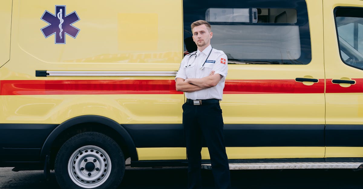 service de transport médical fiable et sécurisé pour patients, adapté à tous les besoins de soins et d'urgence.