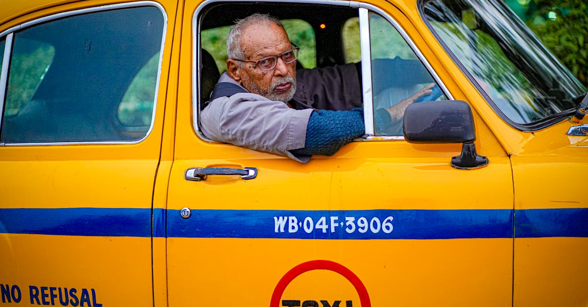 assurance chauffeur de taxi : protégez votre activité avec une couverture adaptée pour sécuriser vos trajets professionnels et votre véhicule.